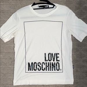 Moschino t shirt